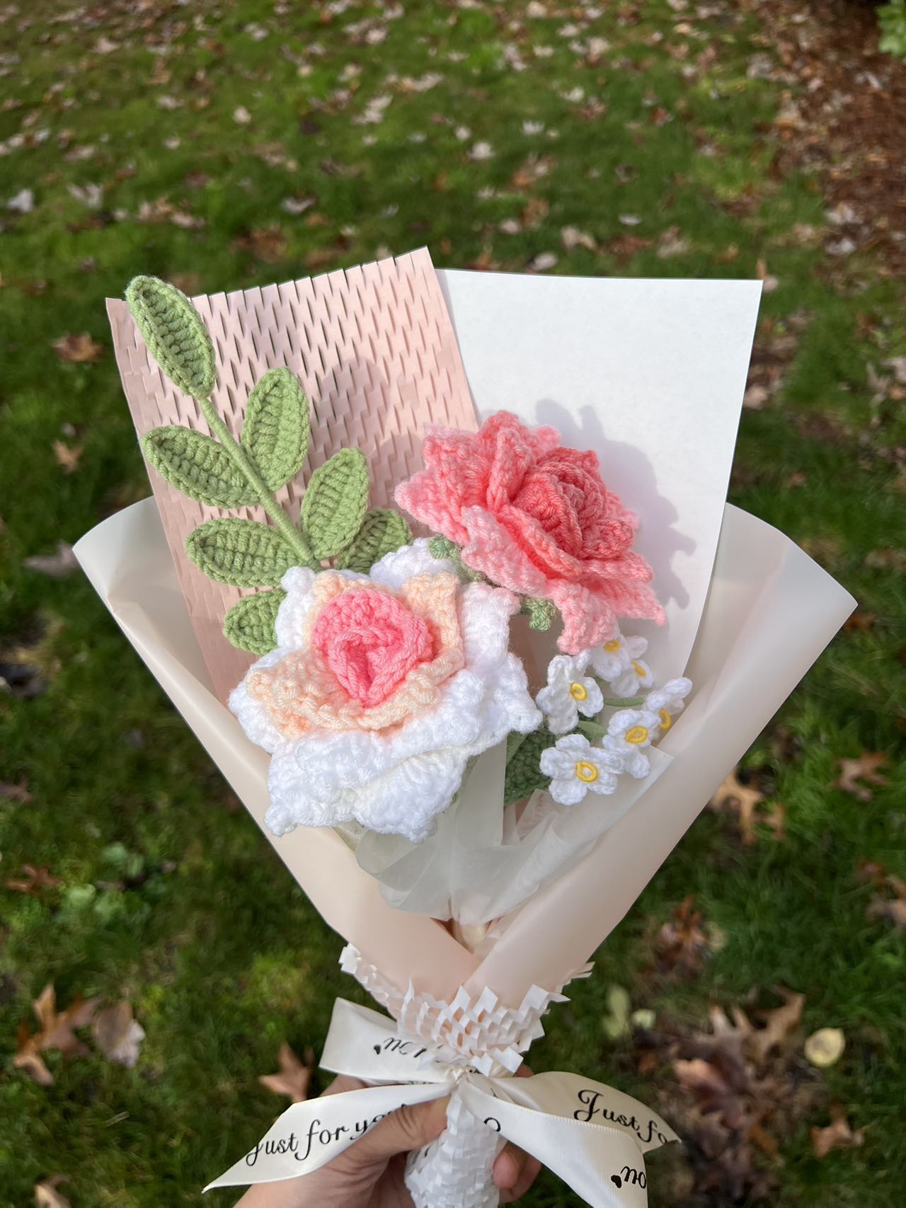 Simple rose pink | Crochet flowers bouquet, Flowers forever
