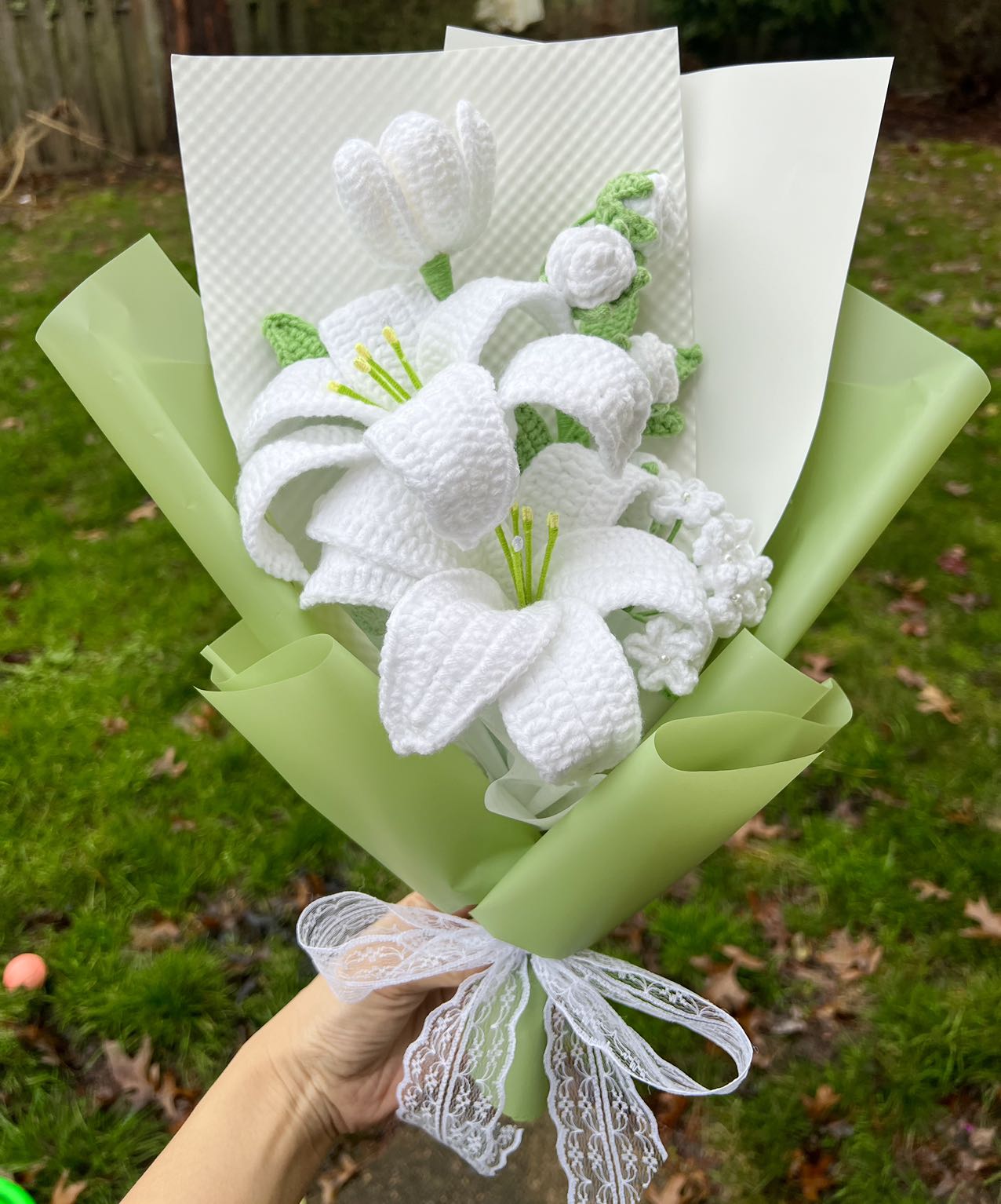 White angel lily | Crochet flowers bouquet, Flowers forever