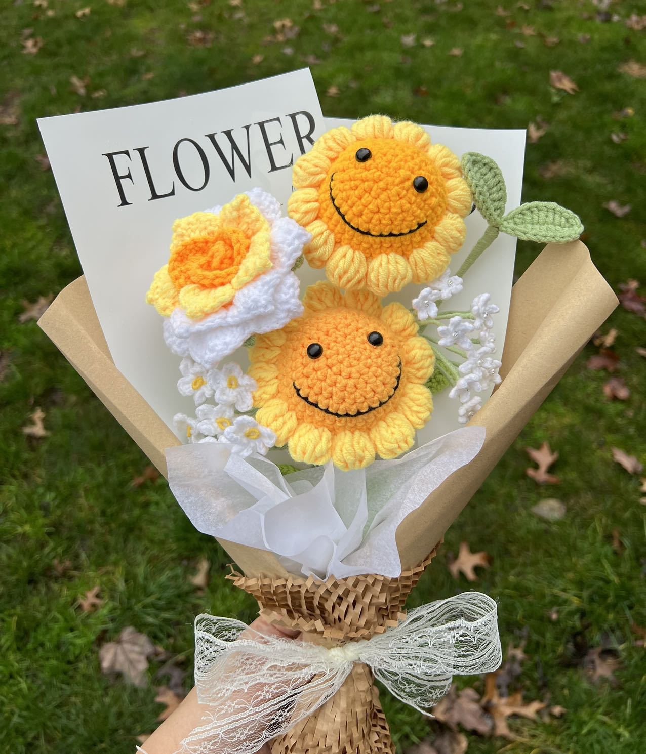 Double smiley | Crochet flowers bouquet, One of a kind gifts