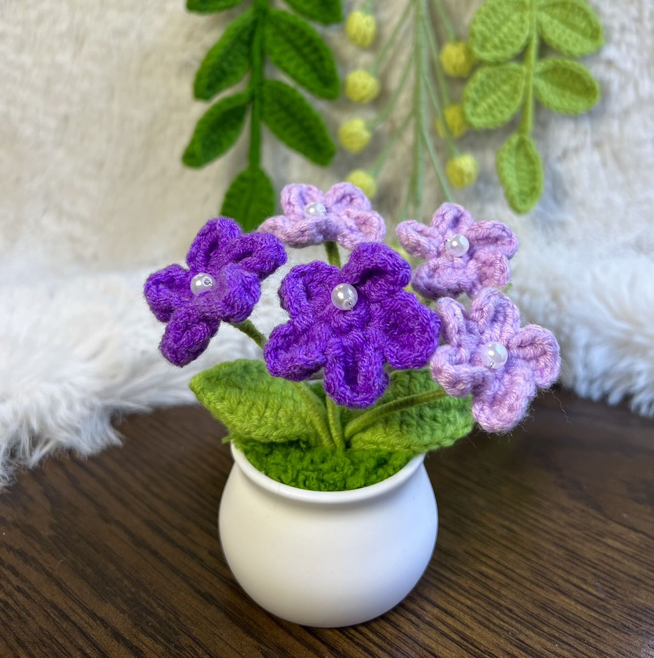 Crochet flower pot, handmade gift, gift for her, gift for teacher/friend,home decor