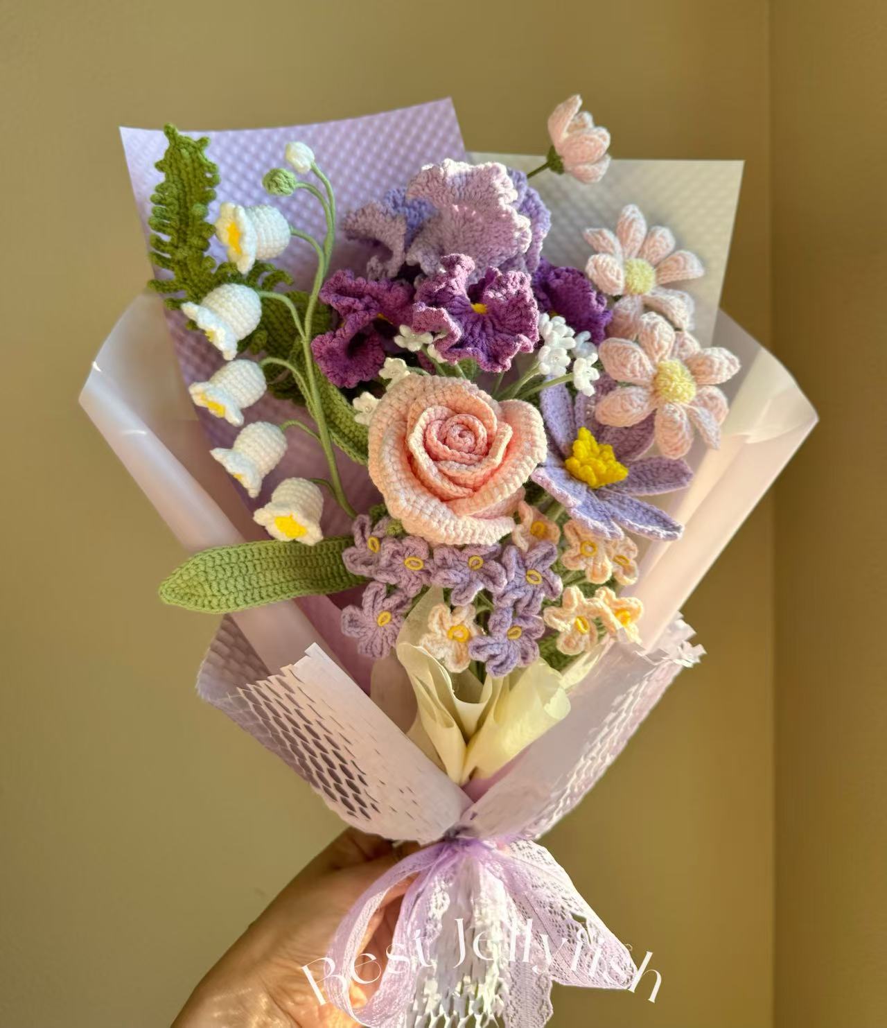 Large iris garden | Crochet flowers bouquet, Flowers forever