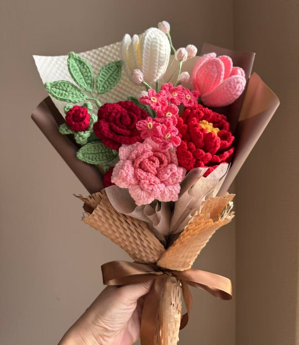 Artist's eye | Crochet flowers bouquet, forever flowers