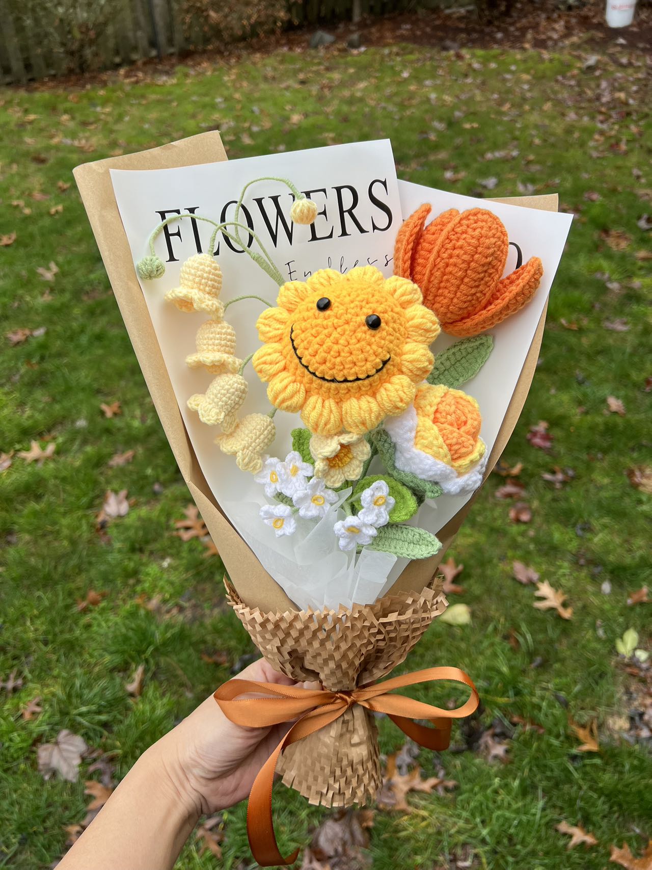 Smiley bells | Crochet flowers bouquet, Flowers forever