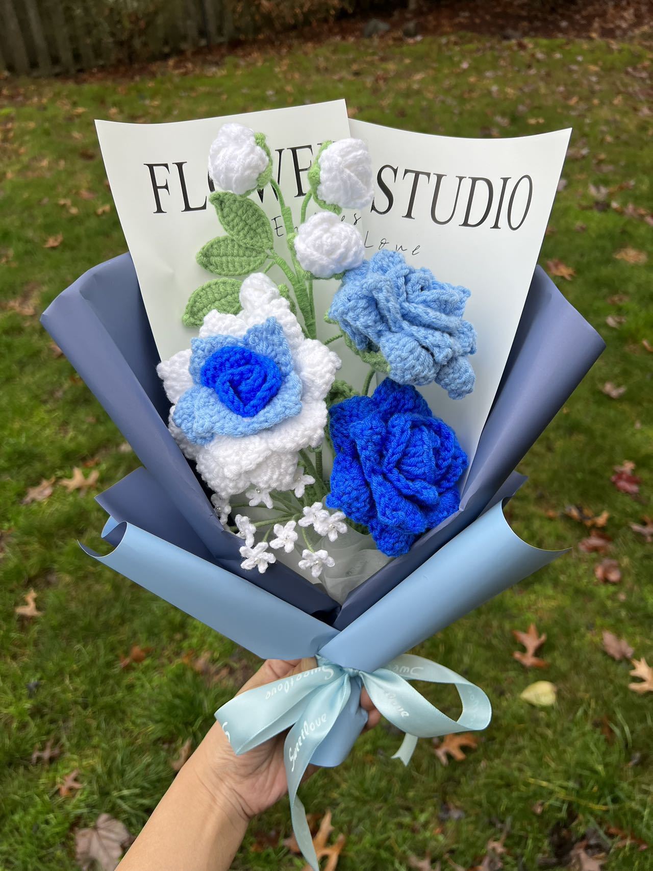 Blue roses | Crochet flowers bouquet, One of a kind gifts