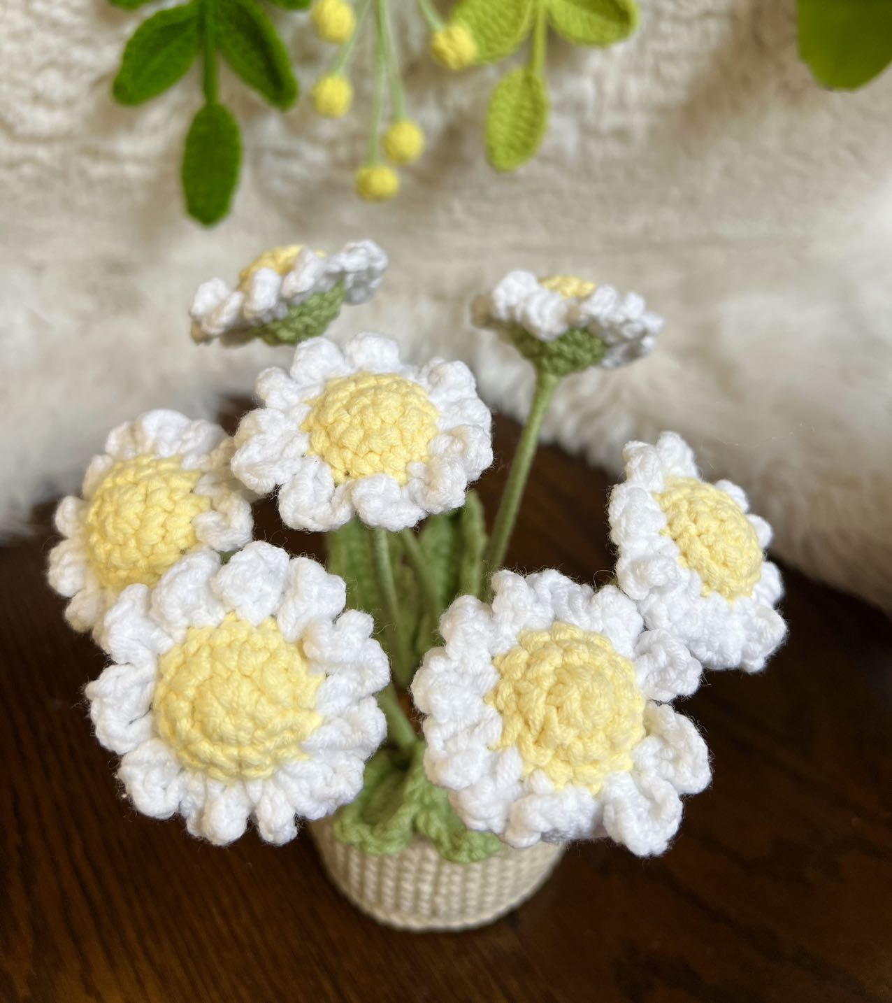 Crochet sunflower pot, handmade gift, gift for her, gift for teacher/friend,home decor