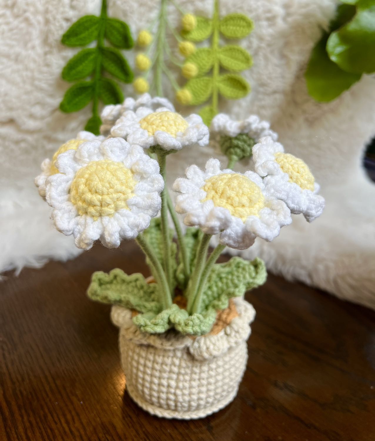 Crochet sunflower pot, handmade gift, gift for her, gift for teacher/friend,home decor