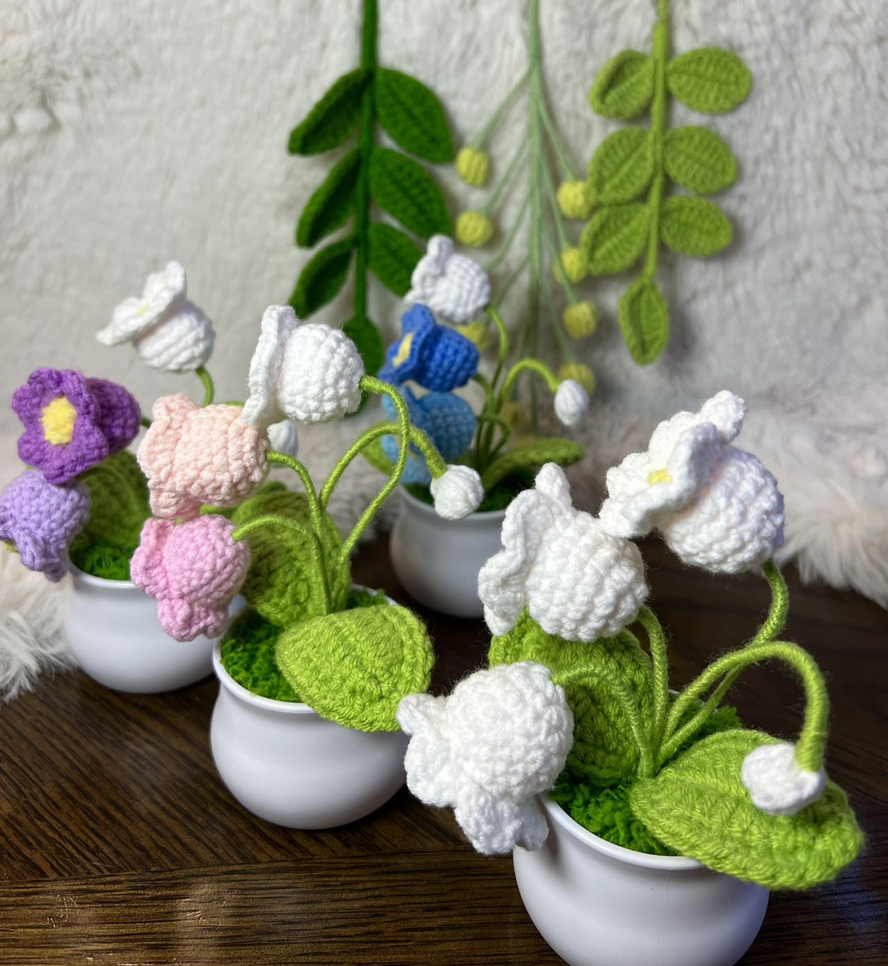 Crochet flower pot, handmade gift, gift for her, gift for teacher/friend,home decor