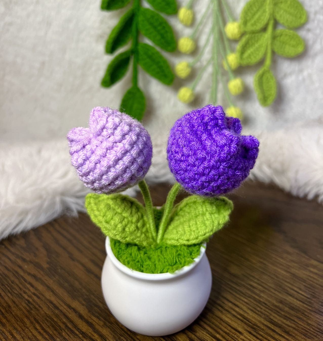 Crochet flower pot, handmade gift, gift for her, gift for teacher/friend,home decor