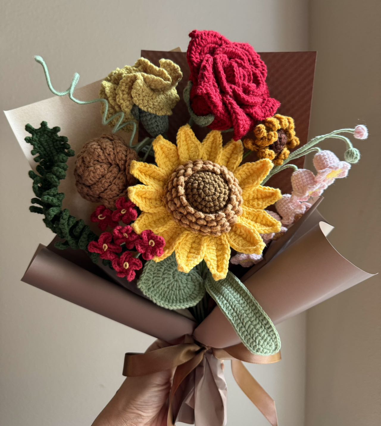 Sunflower warm Thai | Crochet flowers bouquet, Flowers forever