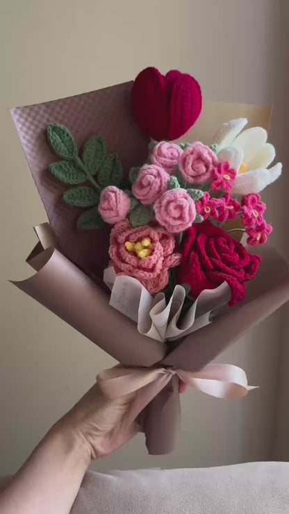 Artist's garden | Crochet flowers bouquet, One of a kind gifts